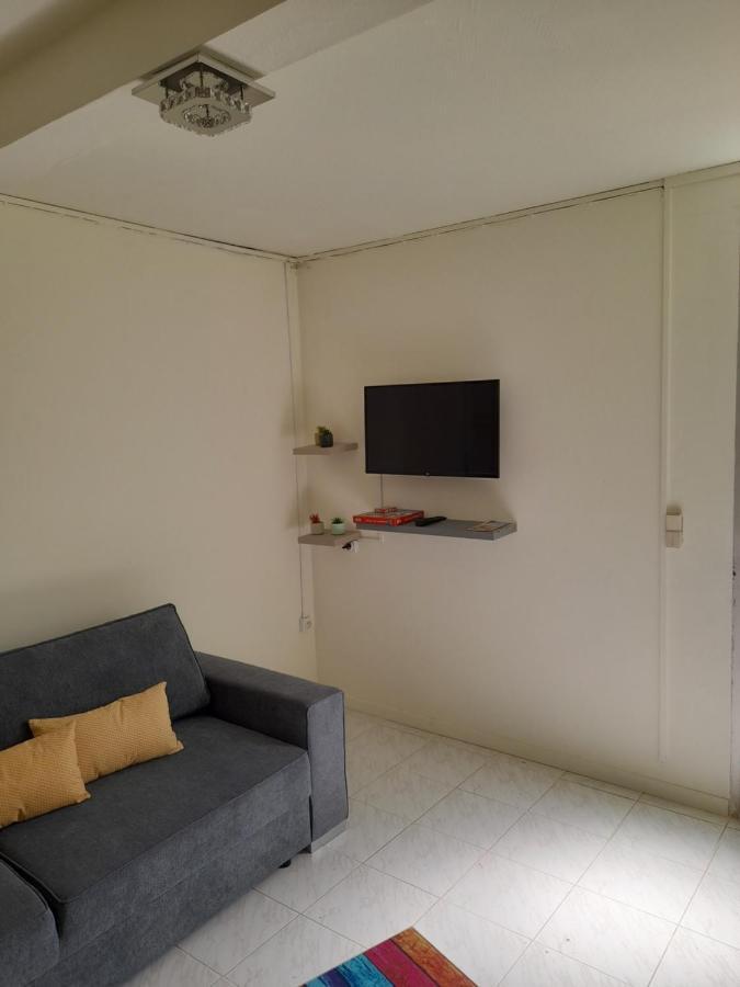 Jasmyna Apartment Sans Pareil Exterior photo